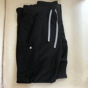 Figs black medium top and pants